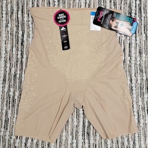 Maidenform High Waist Thigh Slimmer